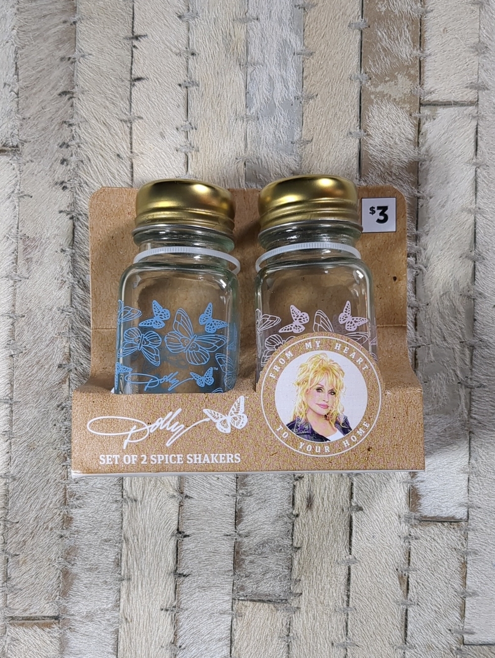 NEW Dolly Parton Set of 2 Spice / Salt & Pepper Shakers - Exclusive